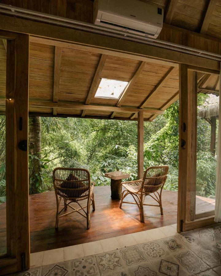 ホテル Basundari Retreat Ubud エクステリア 写真