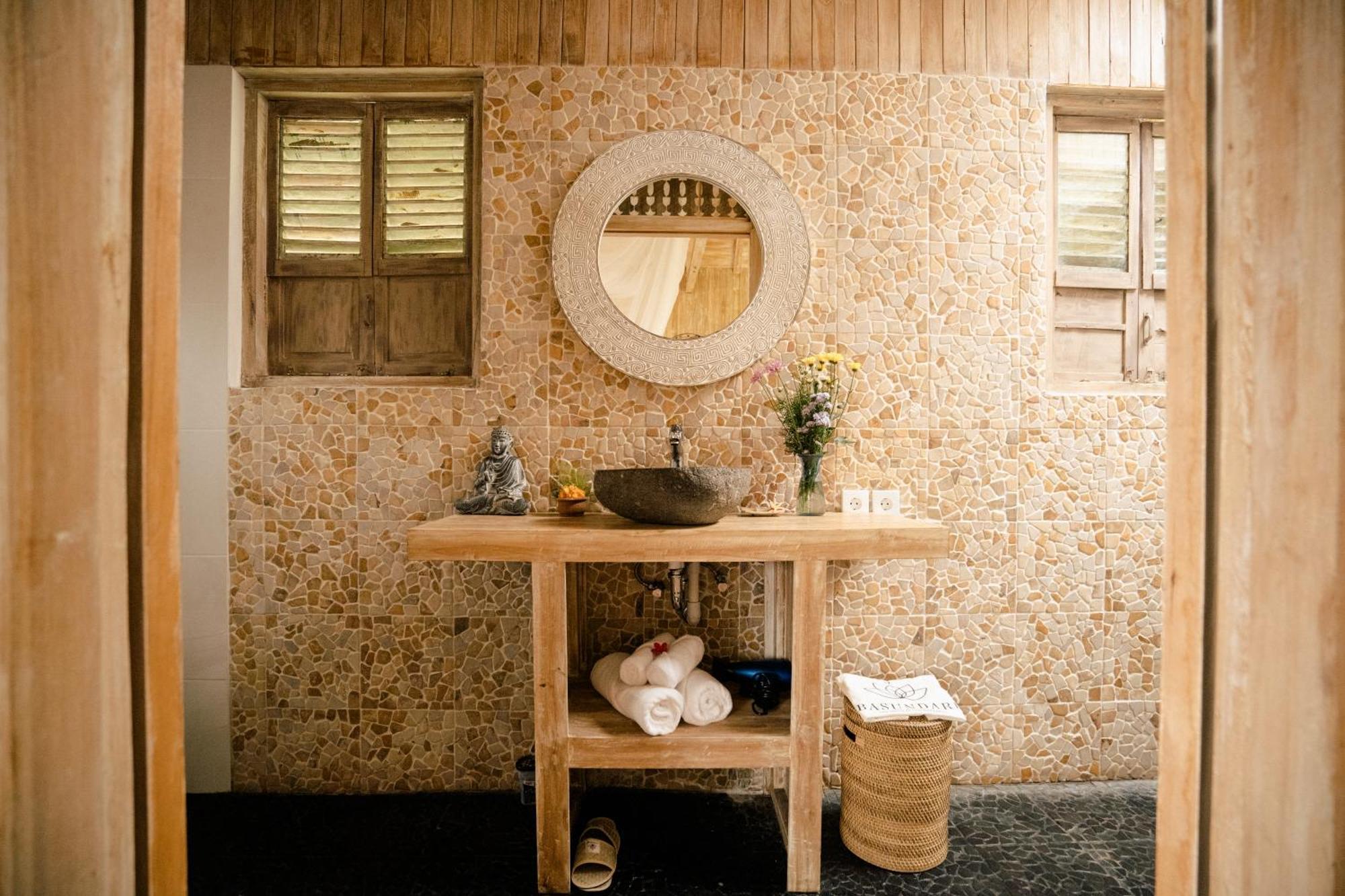 ホテル Basundari Retreat Ubud エクステリア 写真